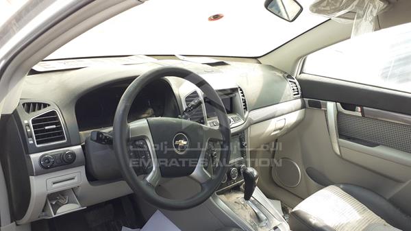 Photo 9 VIN: KL1FC5C46BB026310 - CHEVROLET CAPTIVA 