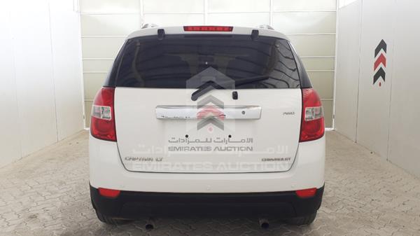 Photo 8 VIN: KL1FC5C49BB052092 - CHEVROLET CAPTIVA 