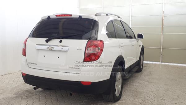 Photo 9 VIN: KL1FC5C49BB052092 - CHEVROLET CAPTIVA 