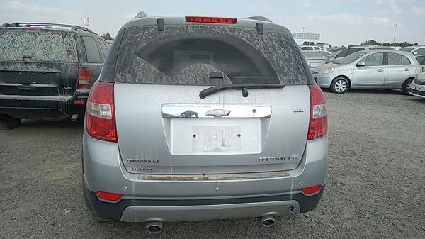 Photo 7 VIN: KL1FC6C54CB039492 - CHEVROLET CAPTIVA 