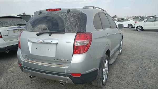 Photo 8 VIN: KL1FC6C54CB039492 - CHEVROLET CAPTIVA 