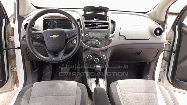 Photo 12 VIN: KL1JD7D51EB665533 - CHEVROLET TRAX 