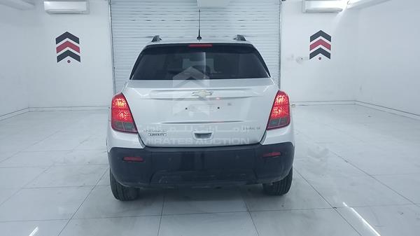 Photo 6 VIN: KL1JD7D52EB662897 - CHEVROLET TRAX 