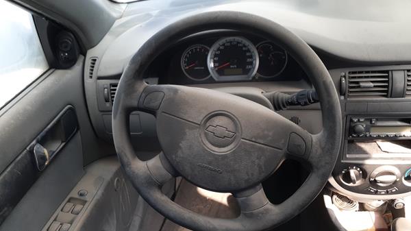 Photo 10 VIN: KL1JJ52305K068789 - CHEVROLET OPTRA 