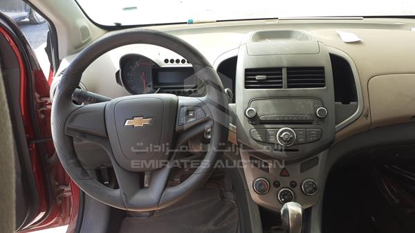 Photo 9 VIN: KL1JJ6CE4CB065848 - CHEVROLET SONIC 