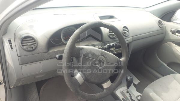 Photo 13 VIN: KL1JJ82B79K021242 - CHEVROLET OPTRA 