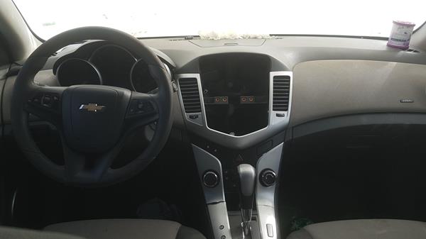 Photo 13 VIN: KL1PJ5C54AK544420 - CHEVROLET CRUZE LS 