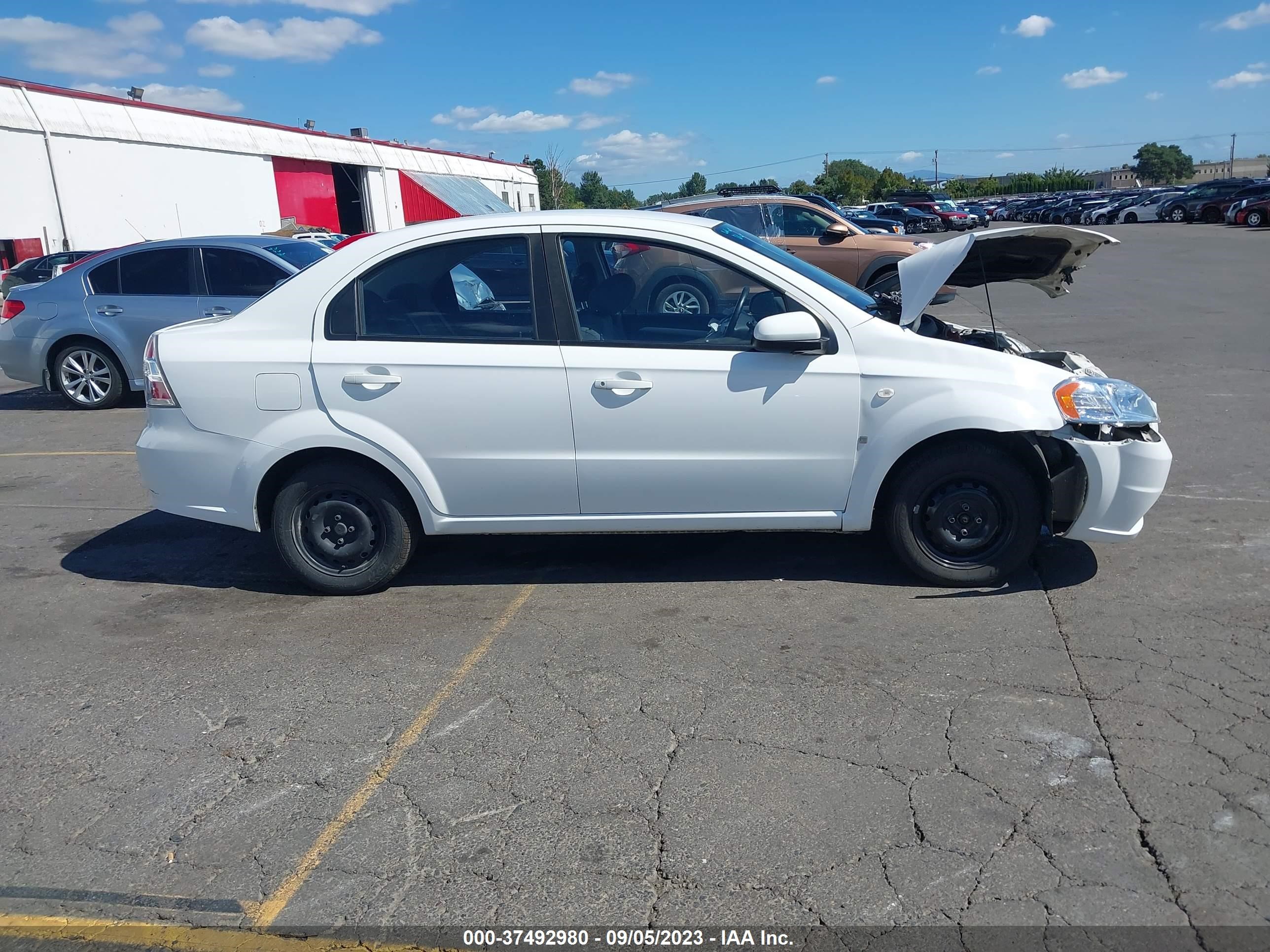 Photo 12 VIN: KL1TD56618B045143 - CHEVROLET AVEO 