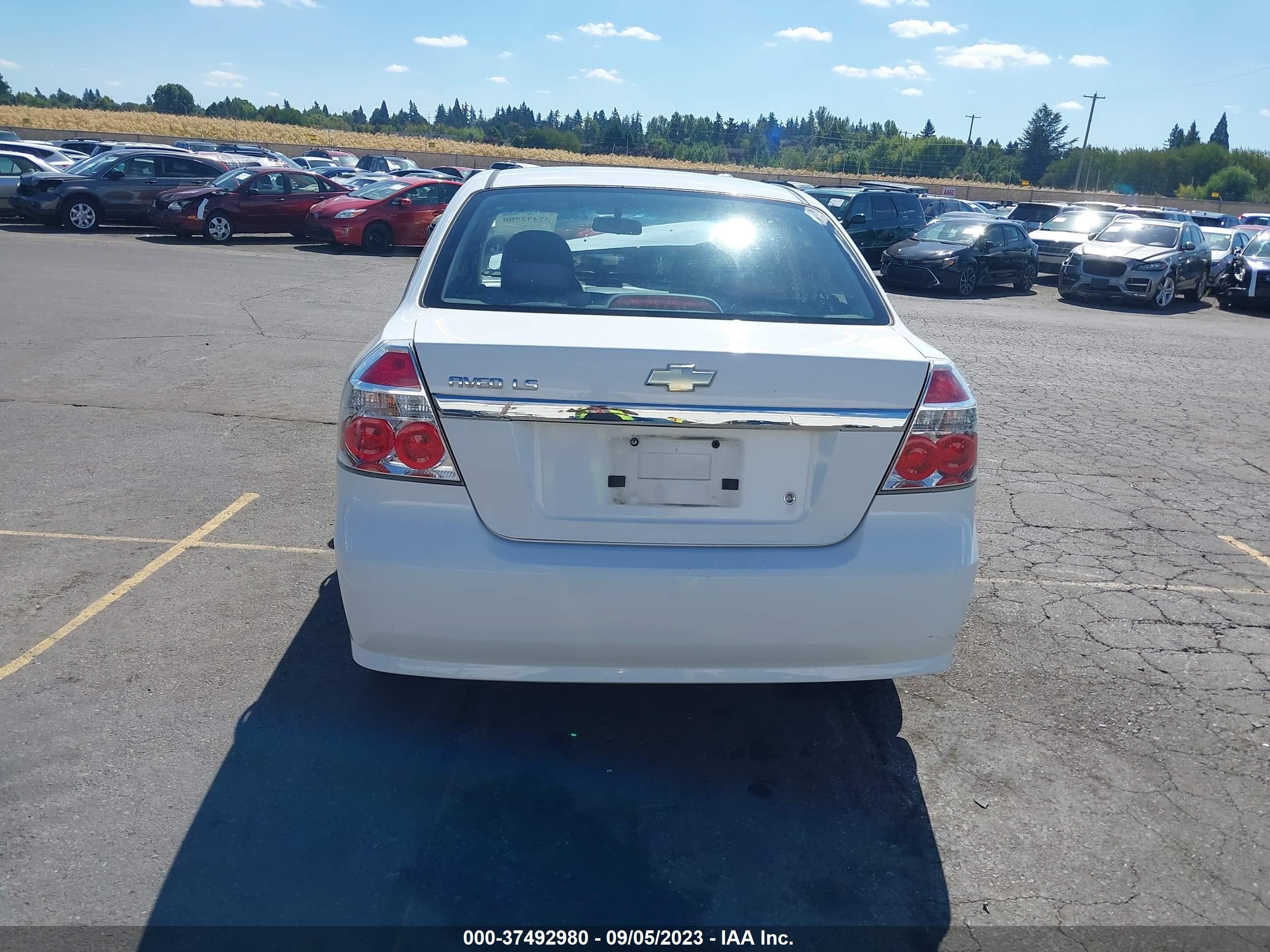 Photo 15 VIN: KL1TD56618B045143 - CHEVROLET AVEO 