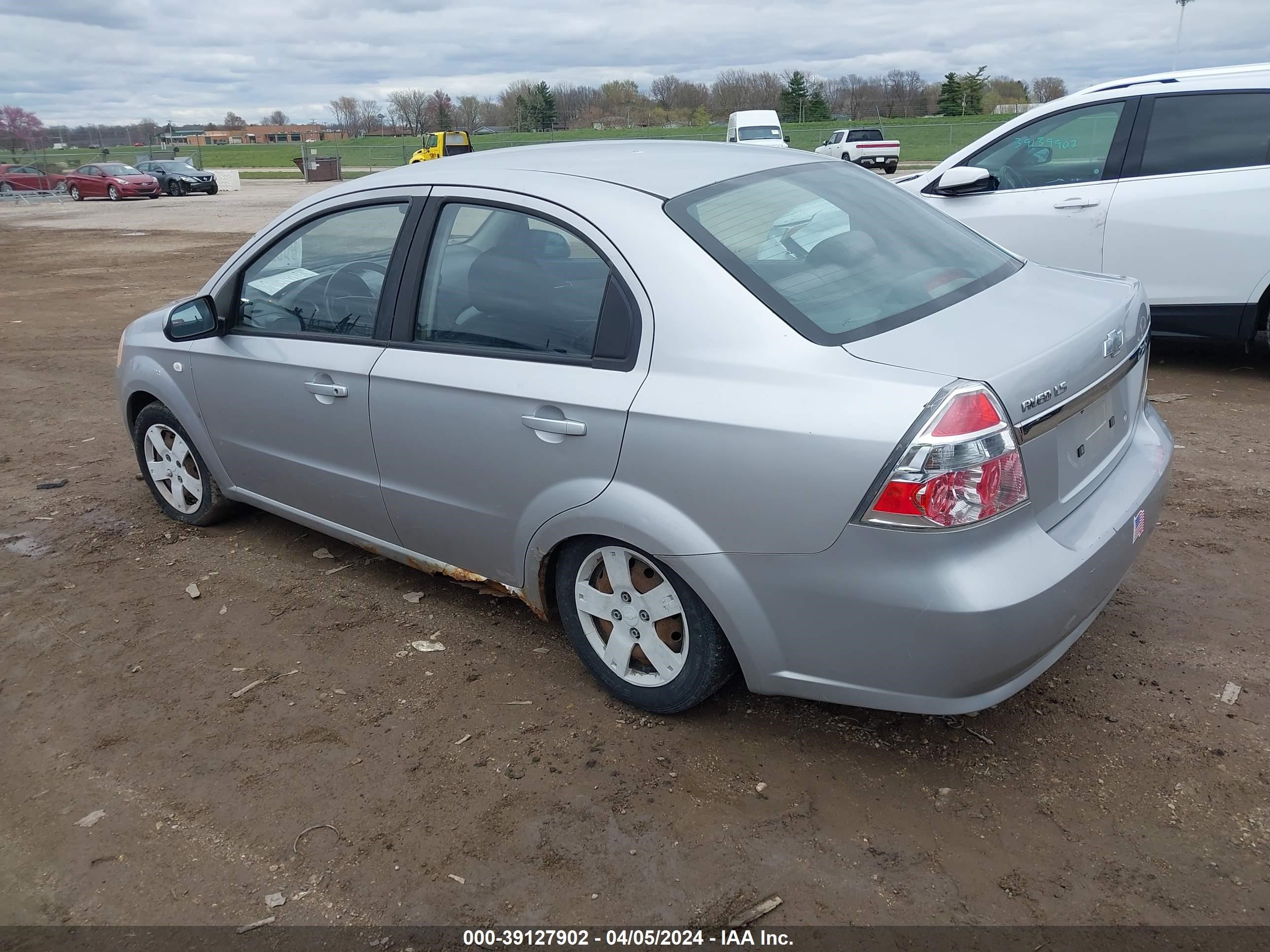 Photo 2 VIN: KL1TD56618B107057 - CHEVROLET AVEO 