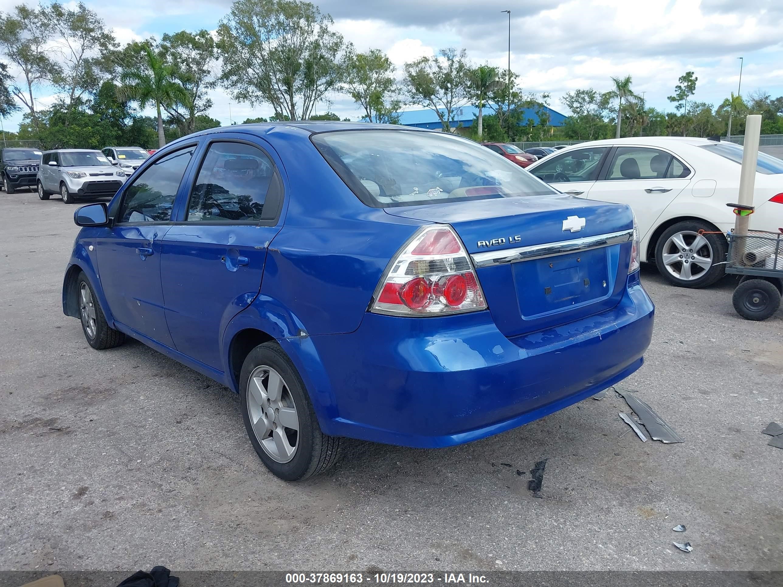 Photo 2 VIN: KL1TD56678B005956 - CHEVROLET AVEO 