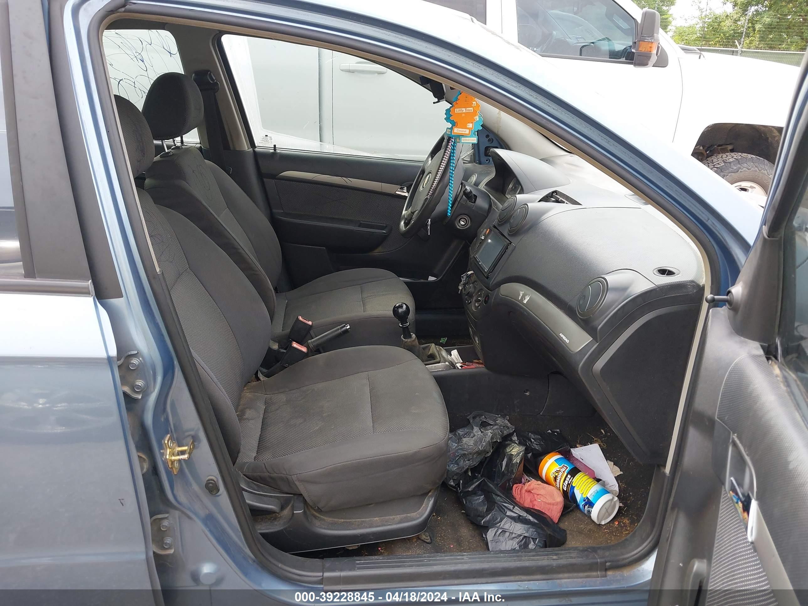 Photo 4 VIN: KL1TD56697B105569 - CHEVROLET AVEO 