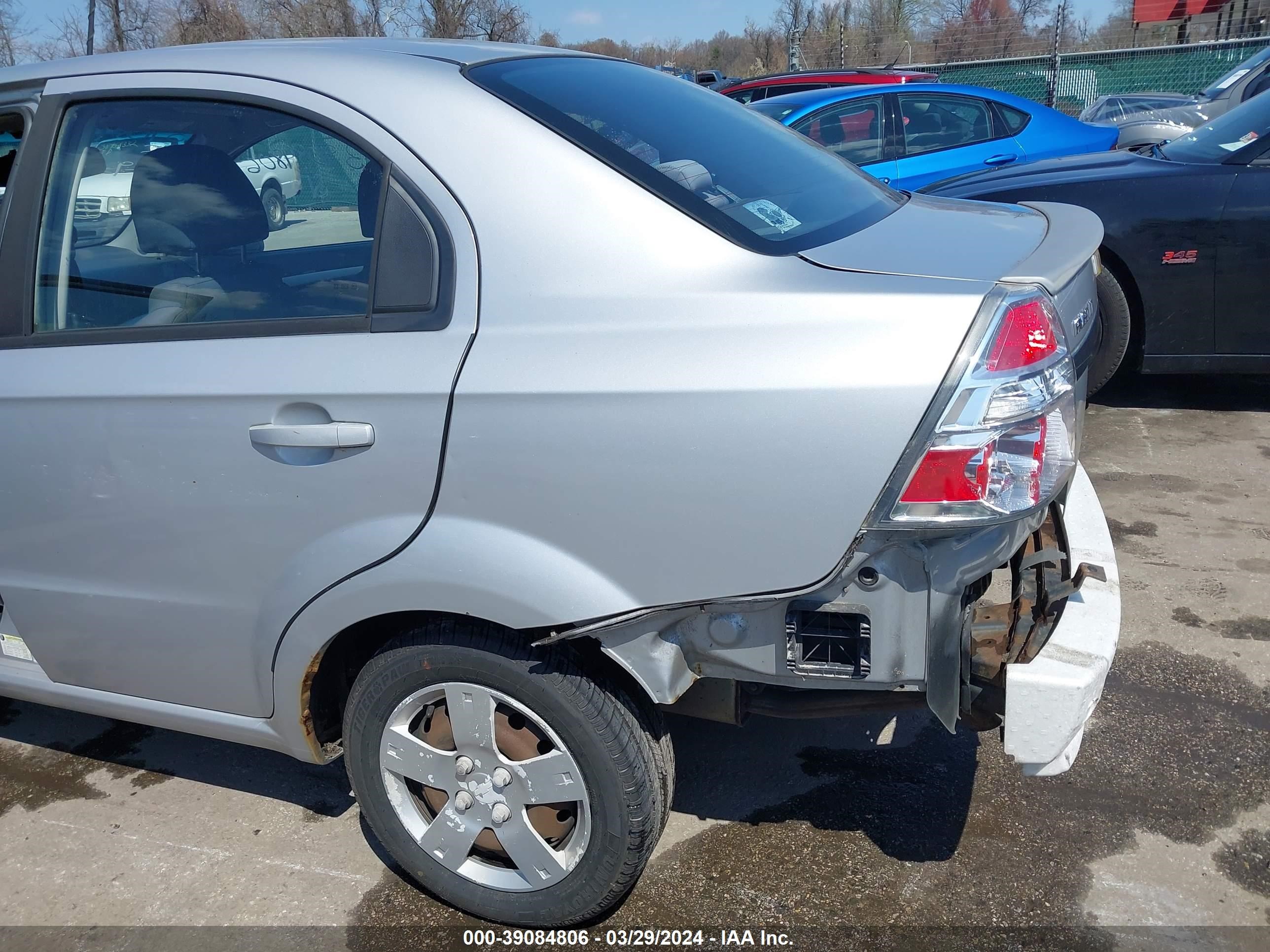 Photo 18 VIN: KL1TD5DE5AB097052 - CHEVROLET AVEO 