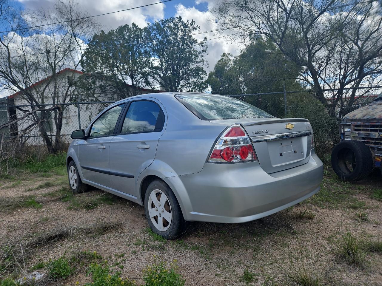 Photo 2 VIN: KL1TD5DE8BB263324 - CHEVROLET AVEO 