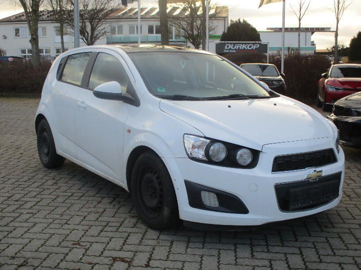 Photo 3 VIN: KL1TF4839CB004464 - CHEVROLET AVEO HATCHBACK 