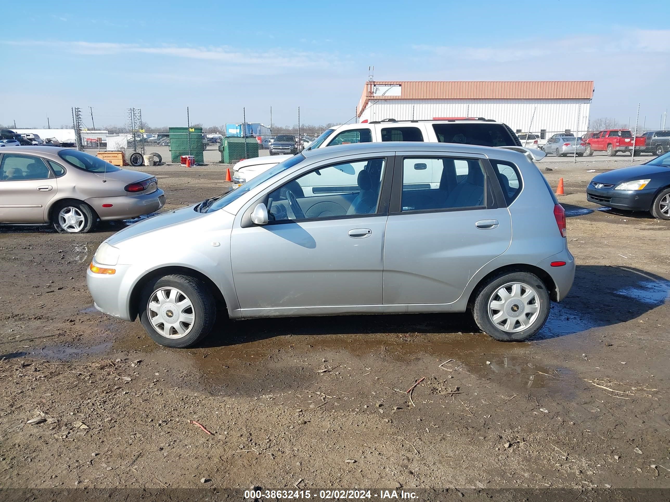 Photo 13 VIN: KL1TG626X5B397118 - CHEVROLET AVEO 