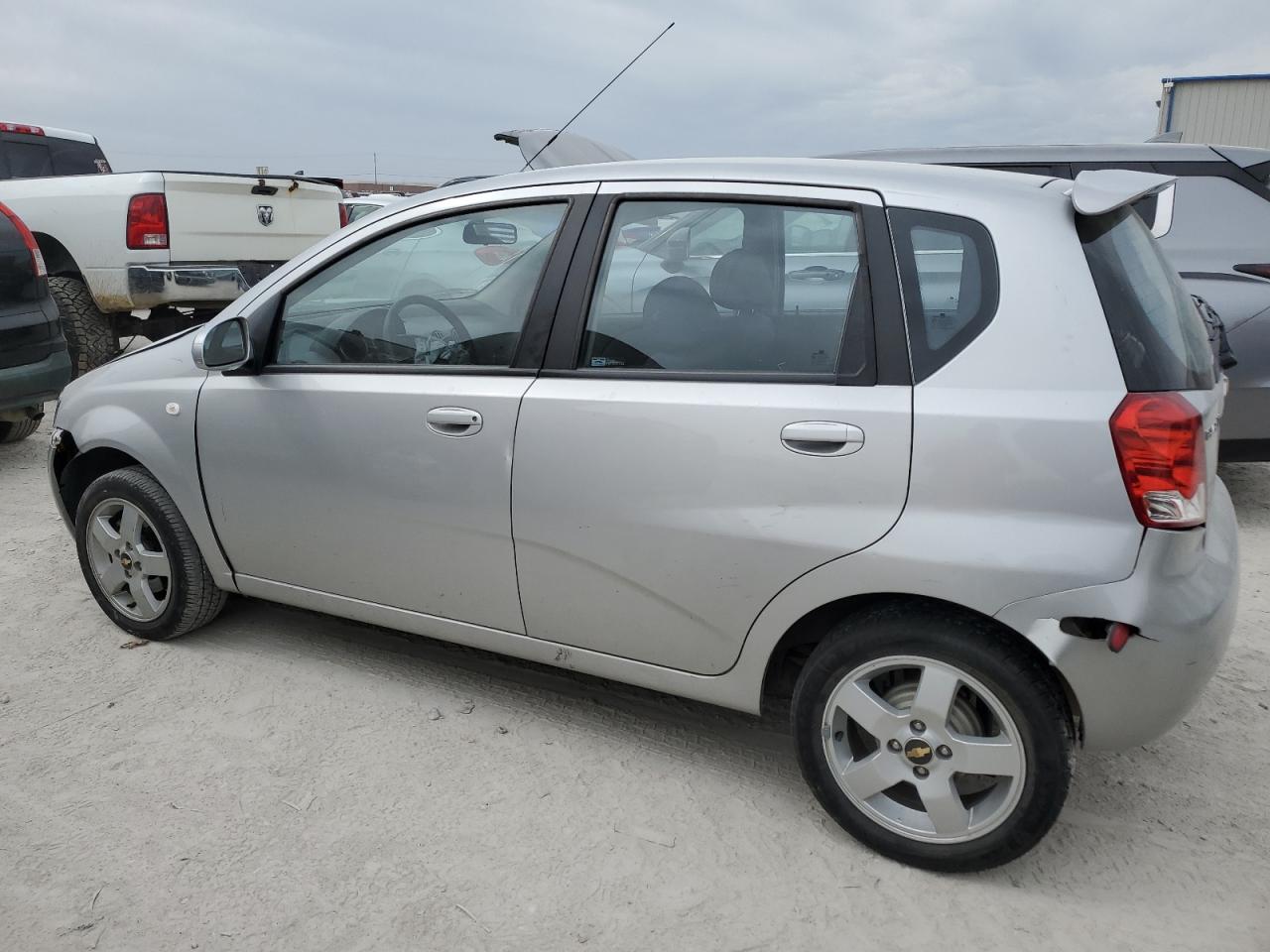 Photo 1 VIN: KL1TG666X6B555131 - CHEVROLET AVEO 