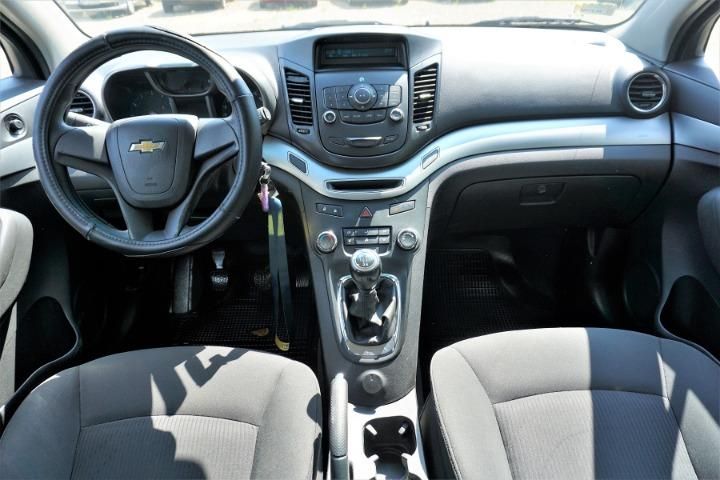 Photo 7 VIN: KL1YF7559BK117052 - CHEVROLET ORLANDO MPV 