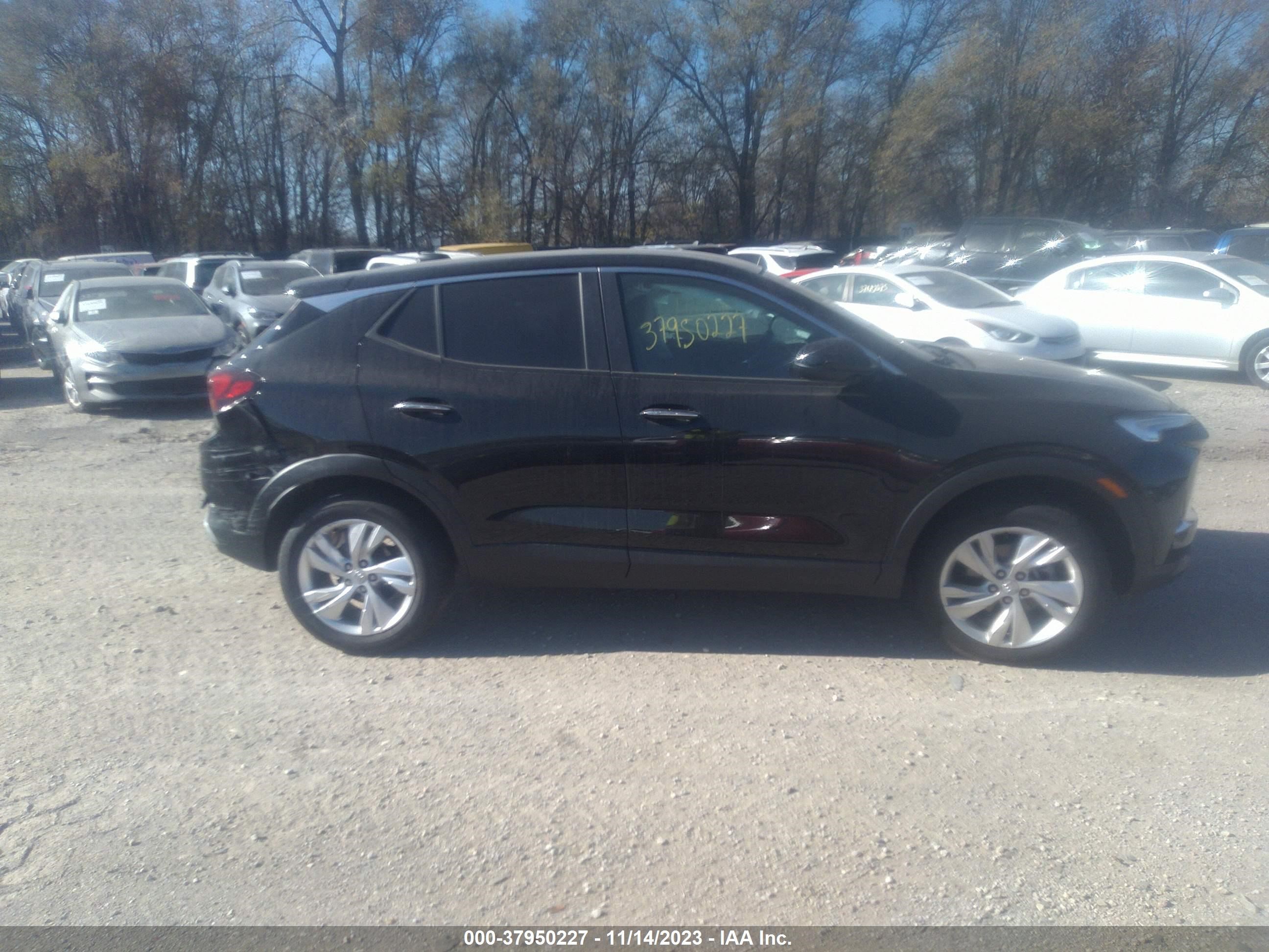 Photo 12 VIN: KL4AMCSL3RB003049 - BUICK ENCORE GX 