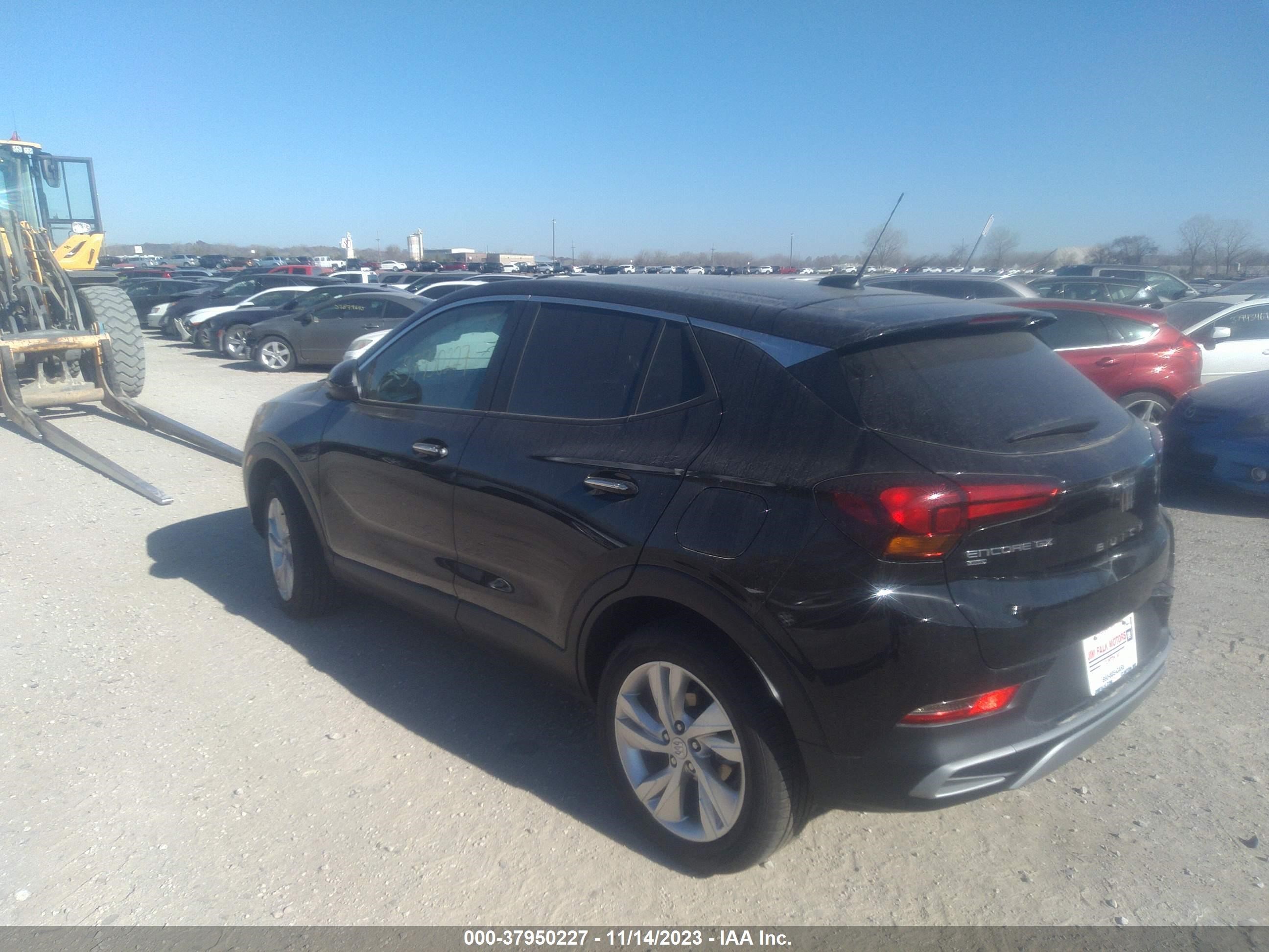 Photo 2 VIN: KL4AMCSL3RB003049 - BUICK ENCORE GX 