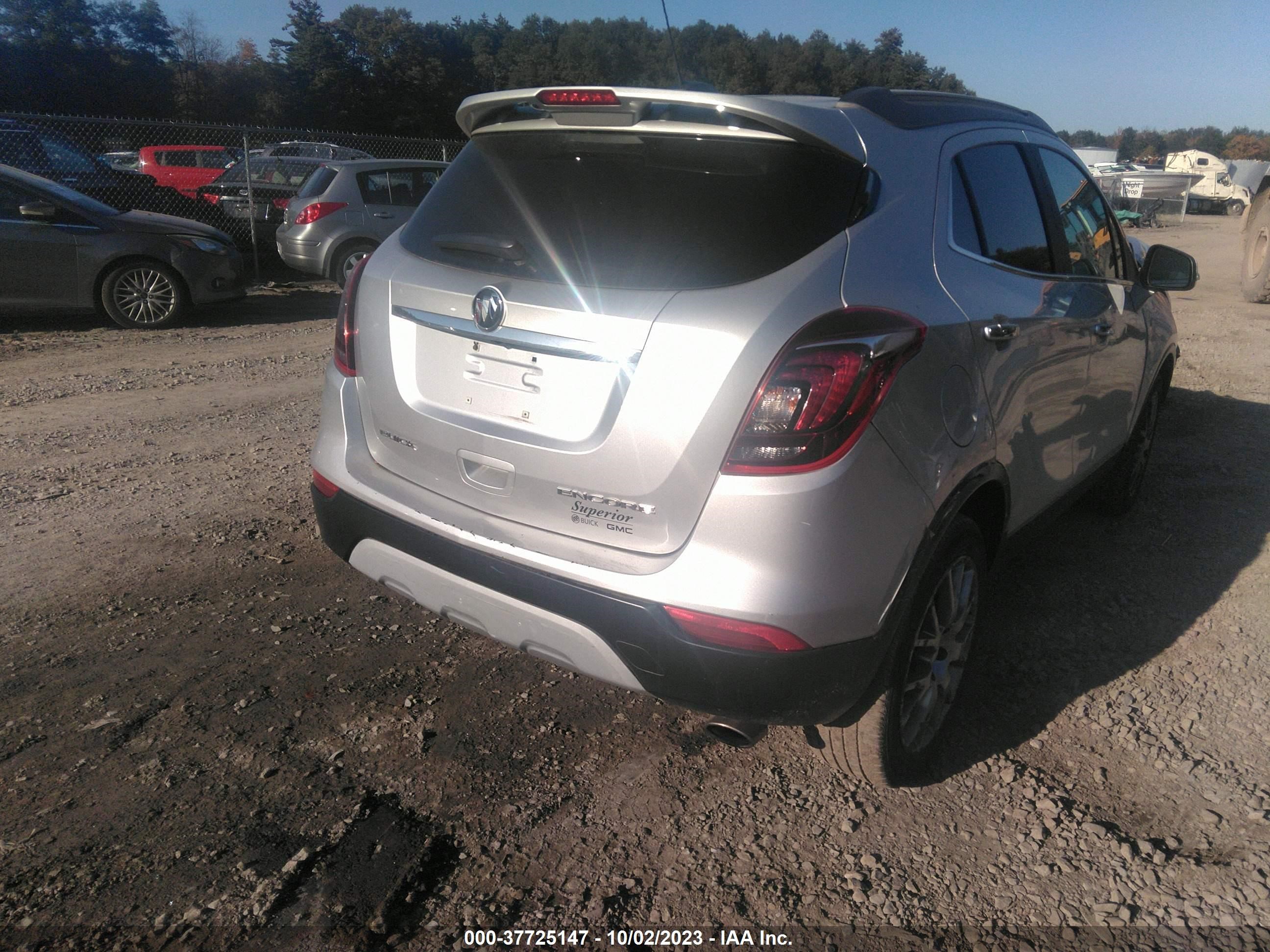 Photo 3 VIN: KL4CJ1SB0HB018023 - BUICK ENCORE 