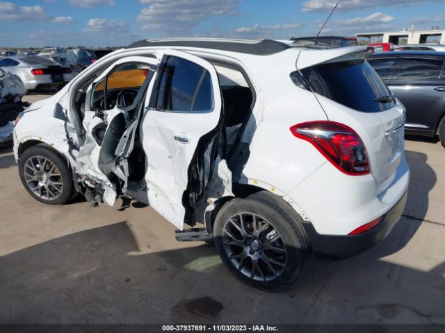 Photo 2 VIN: KL4CJ1SB0JB566545 - BUICK ENCORE 