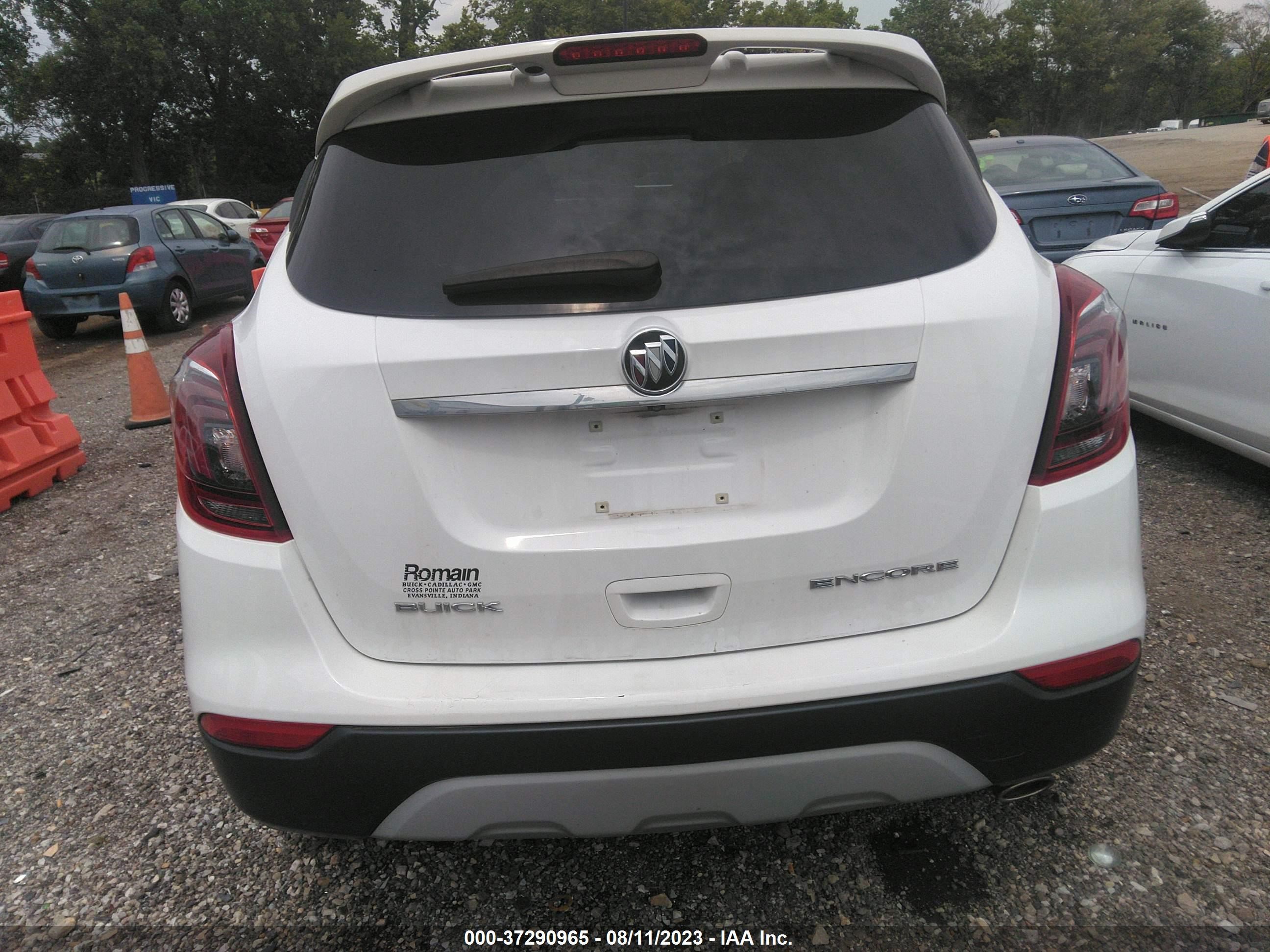 Photo 15 VIN: KL4CJ1SB1JB721653 - BUICK ENCORE 