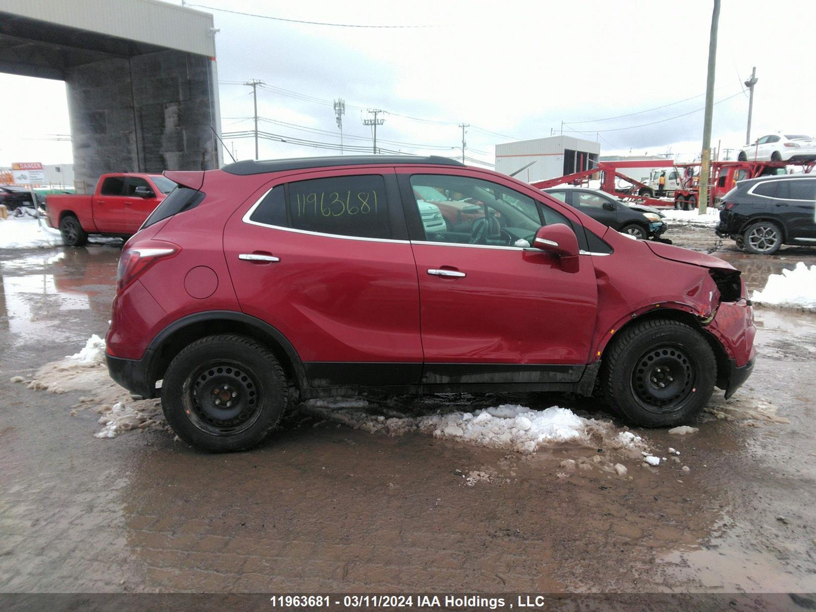 Photo 12 VIN: KL4CJ1SB3JB551666 - BUICK ENCORE 