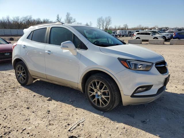 Photo 3 VIN: KL4CJ1SB4JB629971 - BUICK ENCORE SPO 