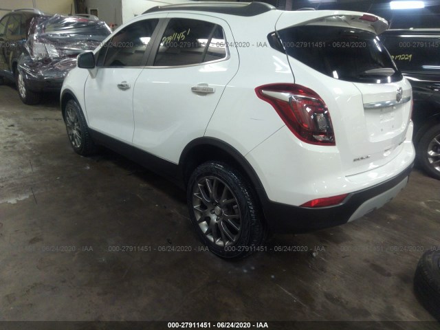 Photo 2 VIN: KL4CJ1SB9JB689843 - BUICK ENCORE 