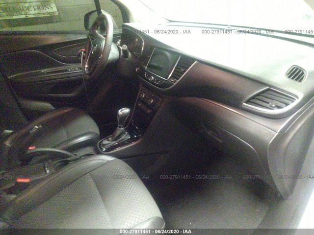 Photo 4 VIN: KL4CJ1SB9JB689843 - BUICK ENCORE 