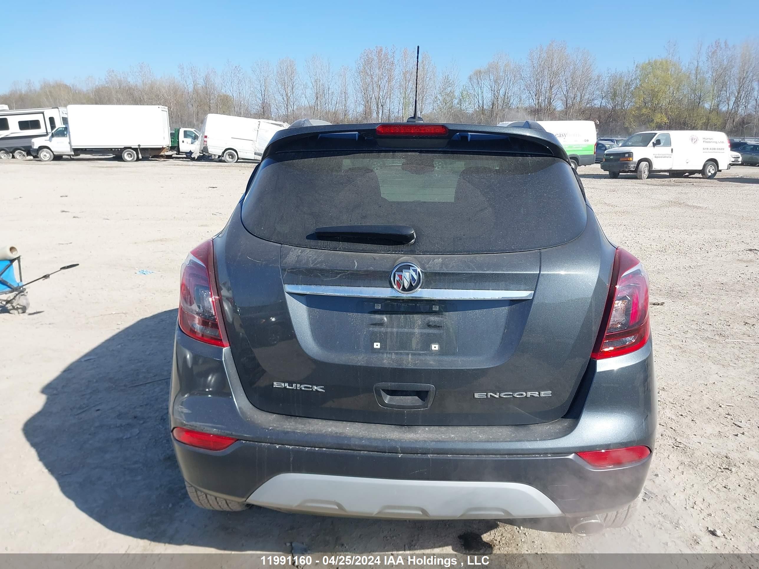 Photo 16 VIN: KL4CJ1SM9JB528183 - BUICK ENCORE 