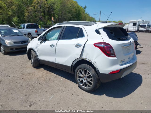 Photo 2 VIN: KL4CJ2SB0JB600859 - BUICK ENCORE 