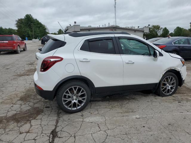 Photo 2 VIN: KL4CJ2SB1JB562882 - BUICK ENCORE SPO 