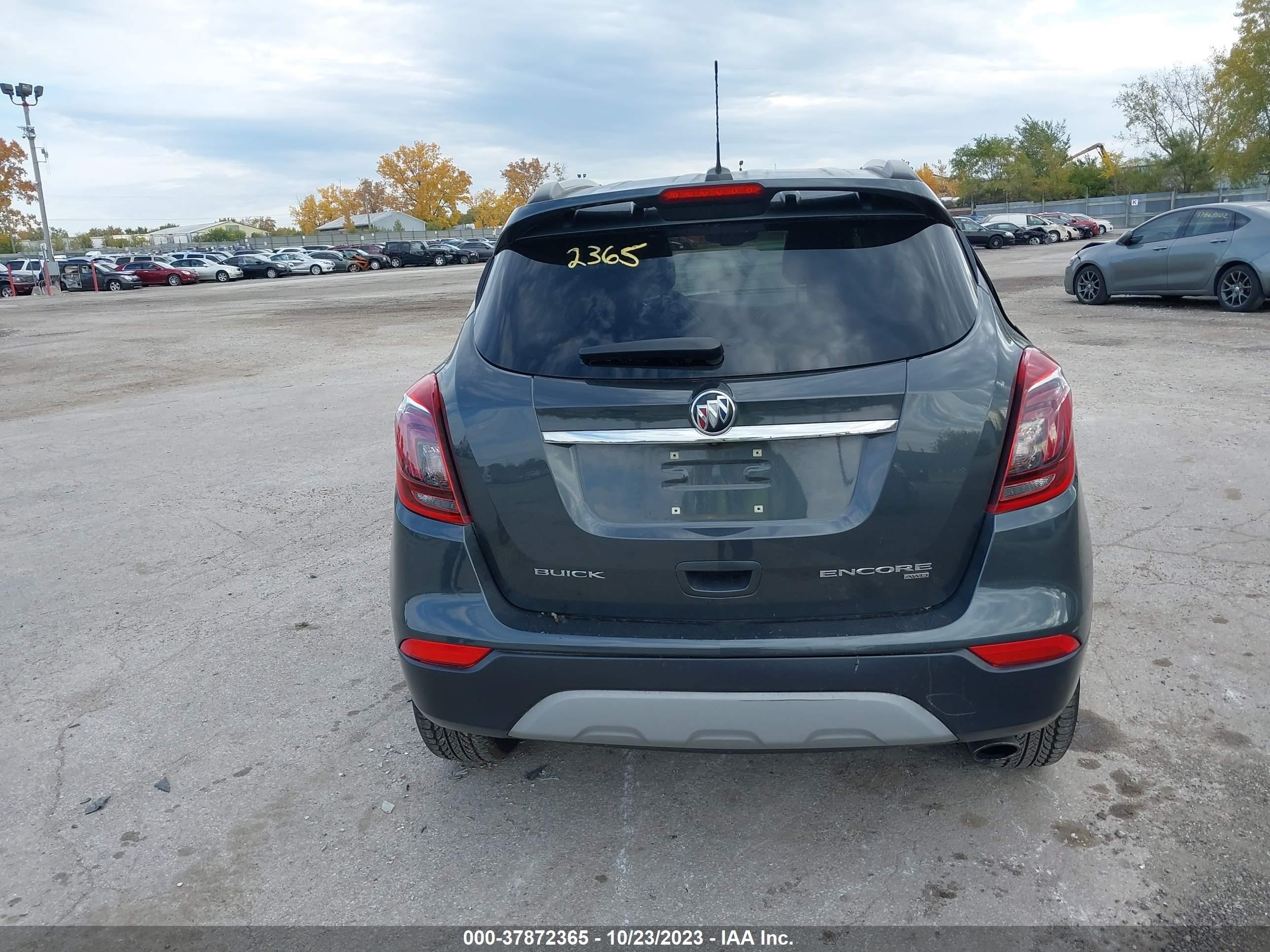 Photo 15 VIN: KL4CJ2SB7JB620753 - BUICK ENCORE 