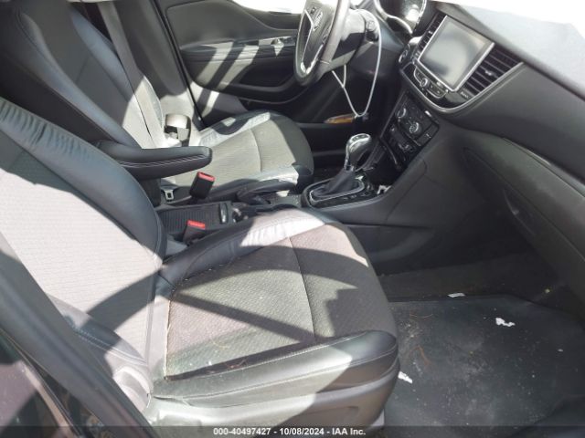 Photo 4 VIN: KL4CJ2SB9HB160554 - BUICK ENCORE 