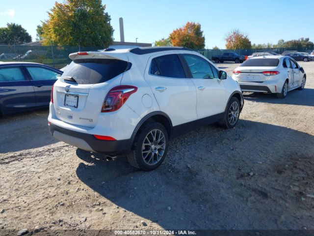 Photo 3 VIN: KL4CJ2SBXJB557972 - BUICK ENCORE 