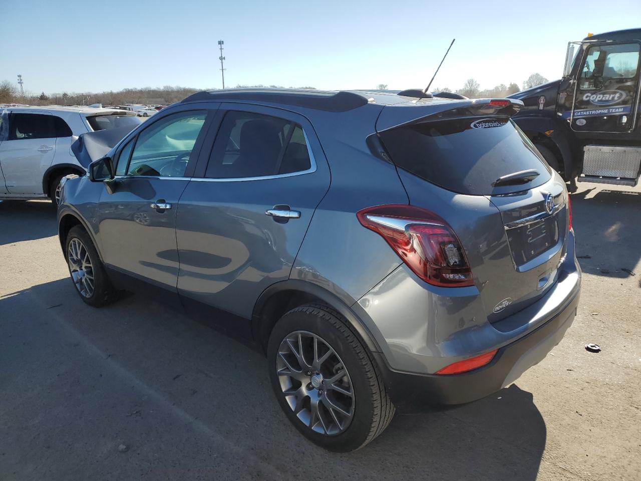 Photo 1 VIN: KL4CJ2SBXKB933104 - BUICK ENCORE 