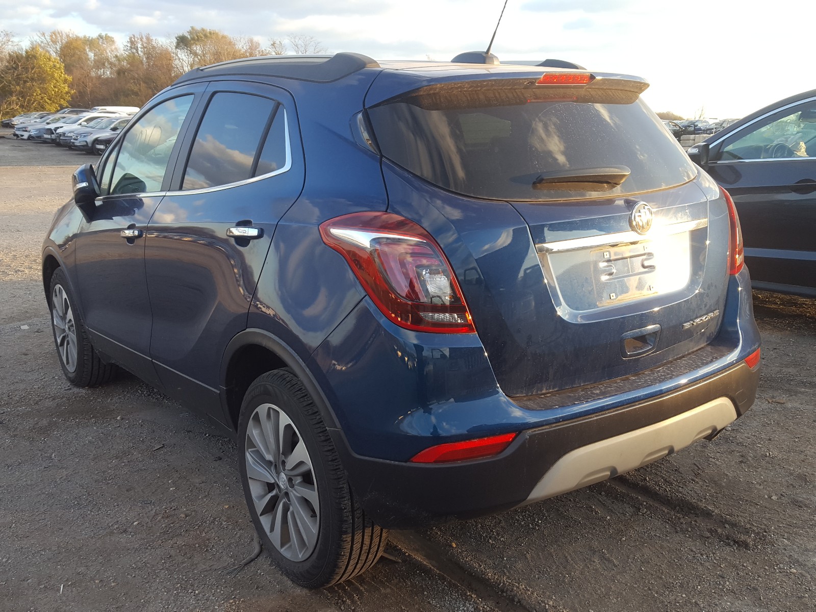 Photo 2 VIN: KL4CJ3SB9KB730274 - BUICK ENCORE 