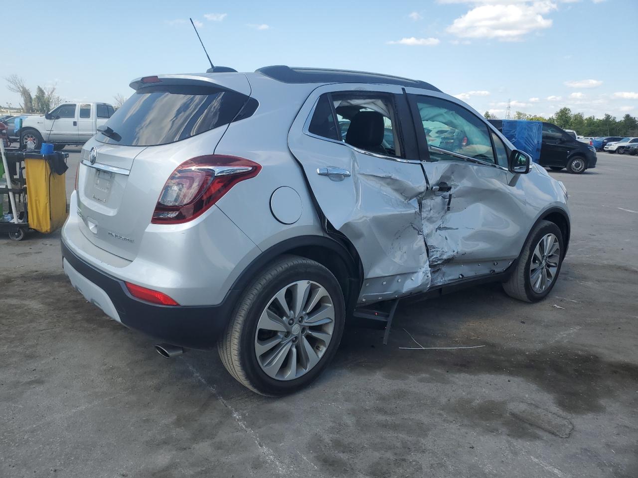 Photo 2 VIN: KL4CJASB0HB015266 - BUICK ENCORE 