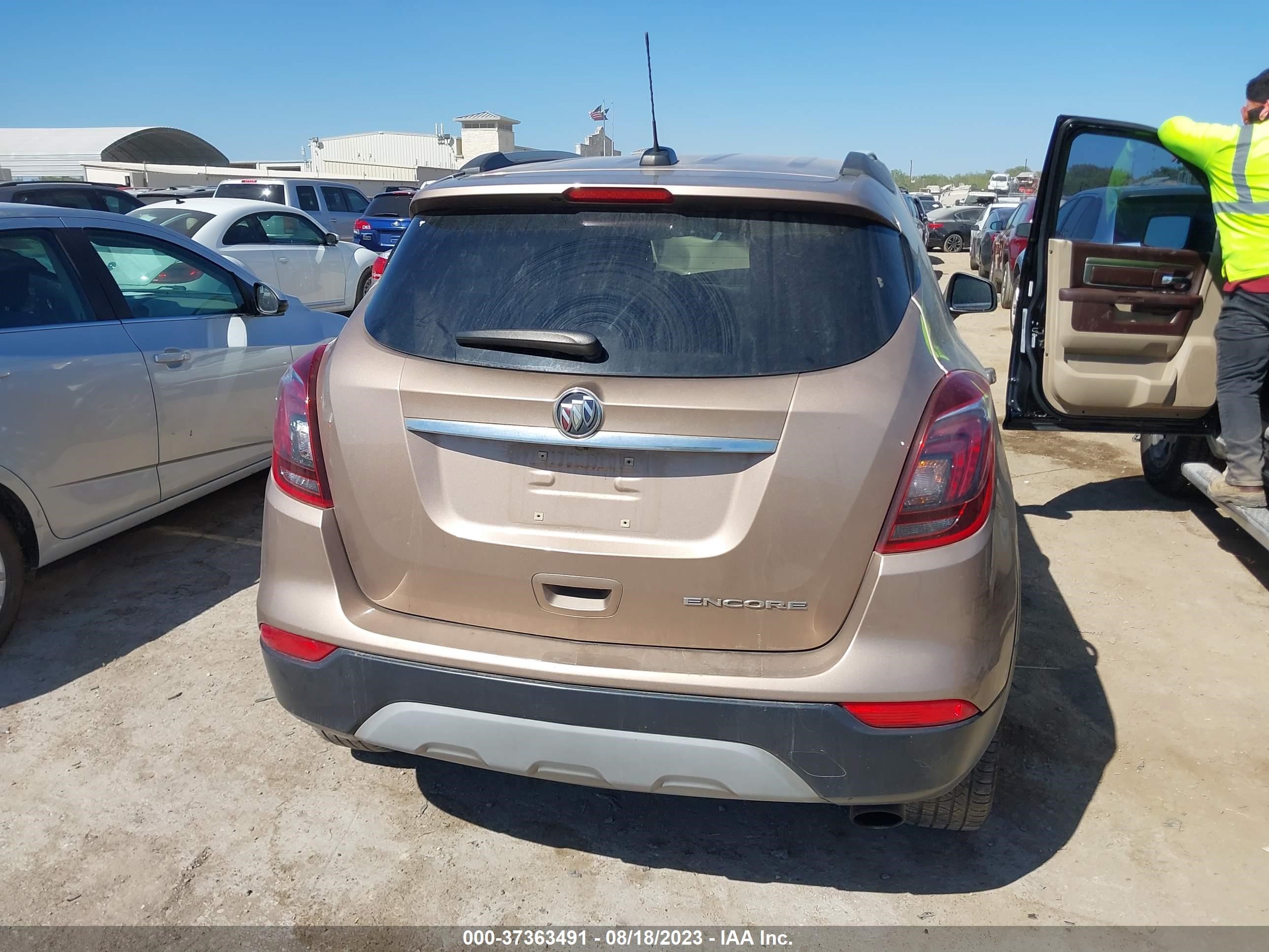 Photo 15 VIN: KL4CJASB0KB879662 - BUICK ENCORE 