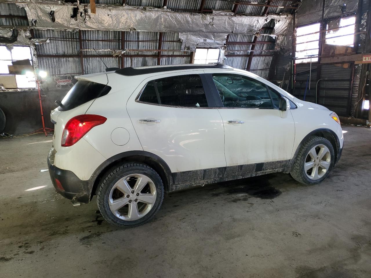 Photo 2 VIN: KL4CJASB2GB562182 - BUICK ENCORE 