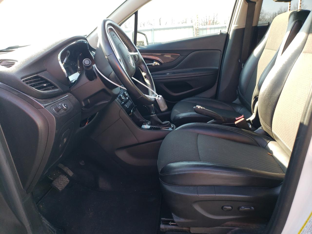 Photo 6 VIN: KL4CJASB2JB601425 - BUICK ENCORE 