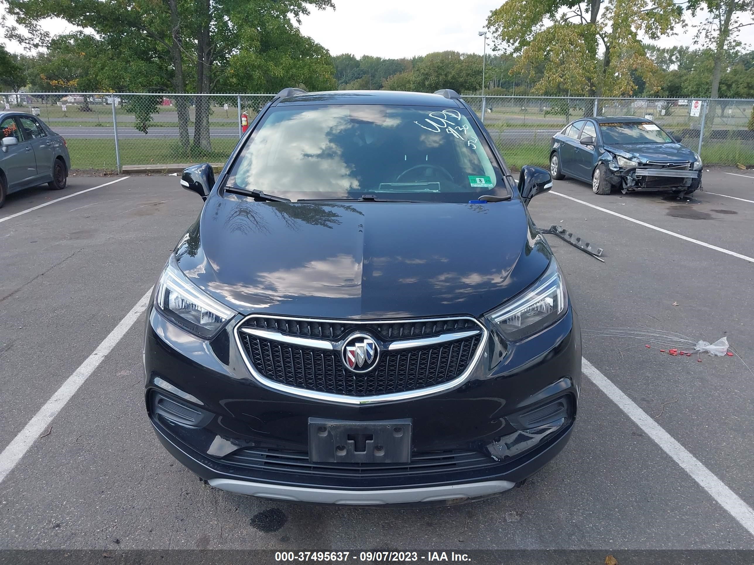 Photo 11 VIN: KL4CJASB2JB642119 - BUICK ENCORE 