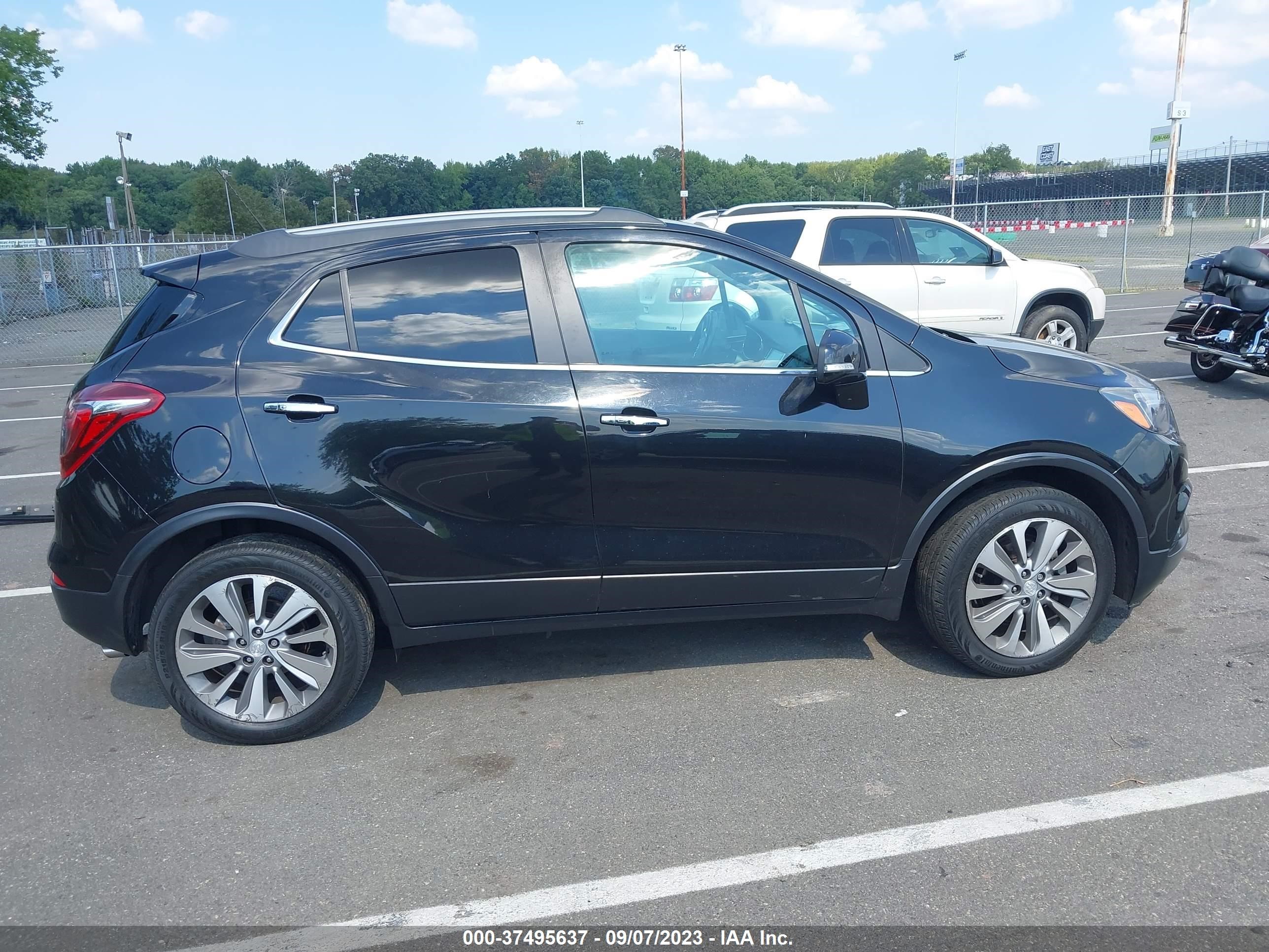 Photo 12 VIN: KL4CJASB2JB642119 - BUICK ENCORE 