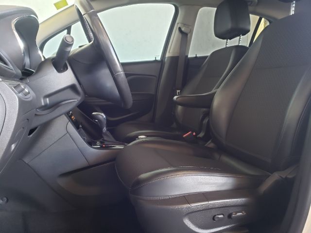 Photo 9 VIN: KL4CJASB3KB703141 - BUICK ENCORE 