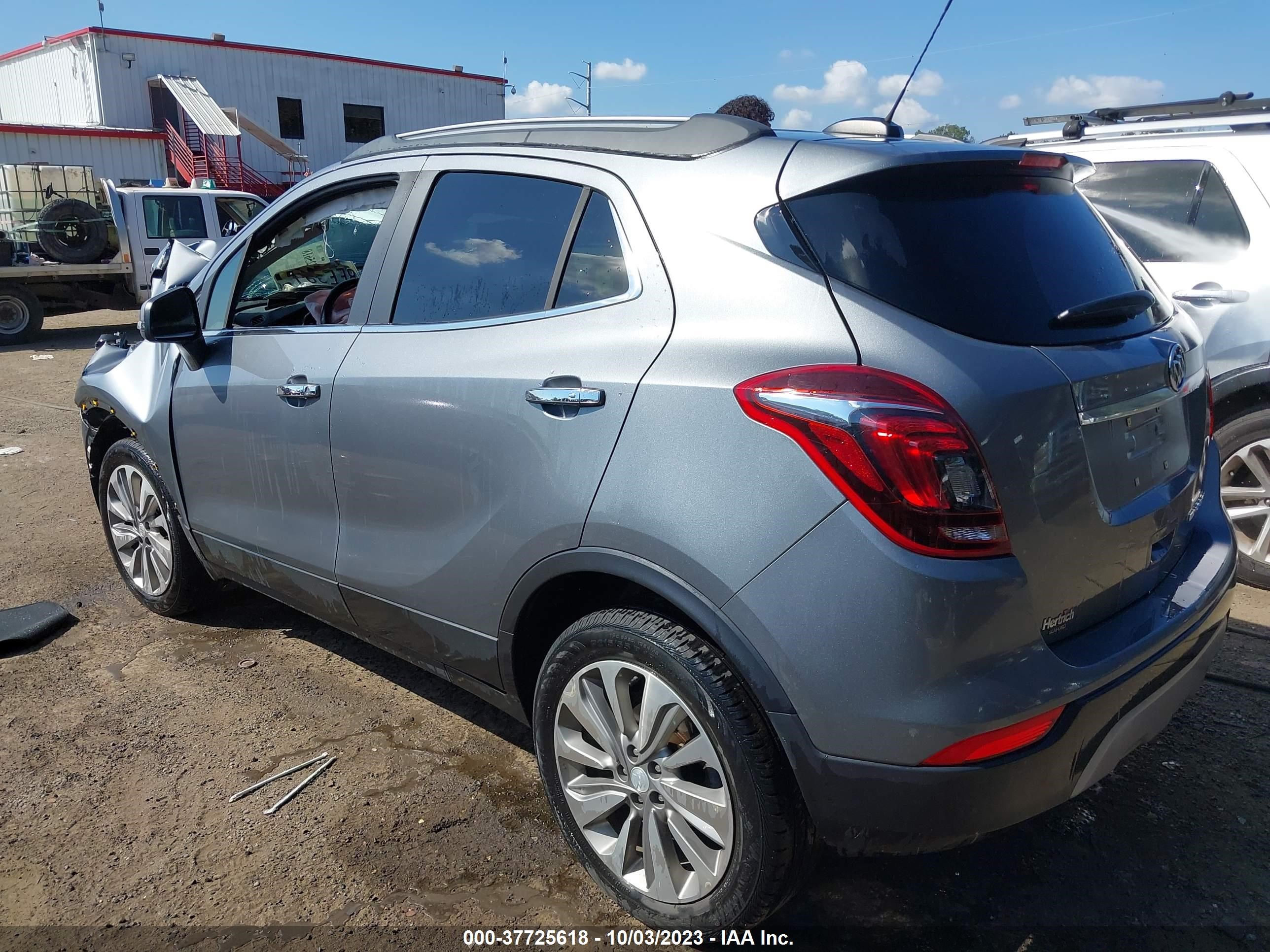 Photo 2 VIN: KL4CJASB3KB926361 - BUICK ENCORE 