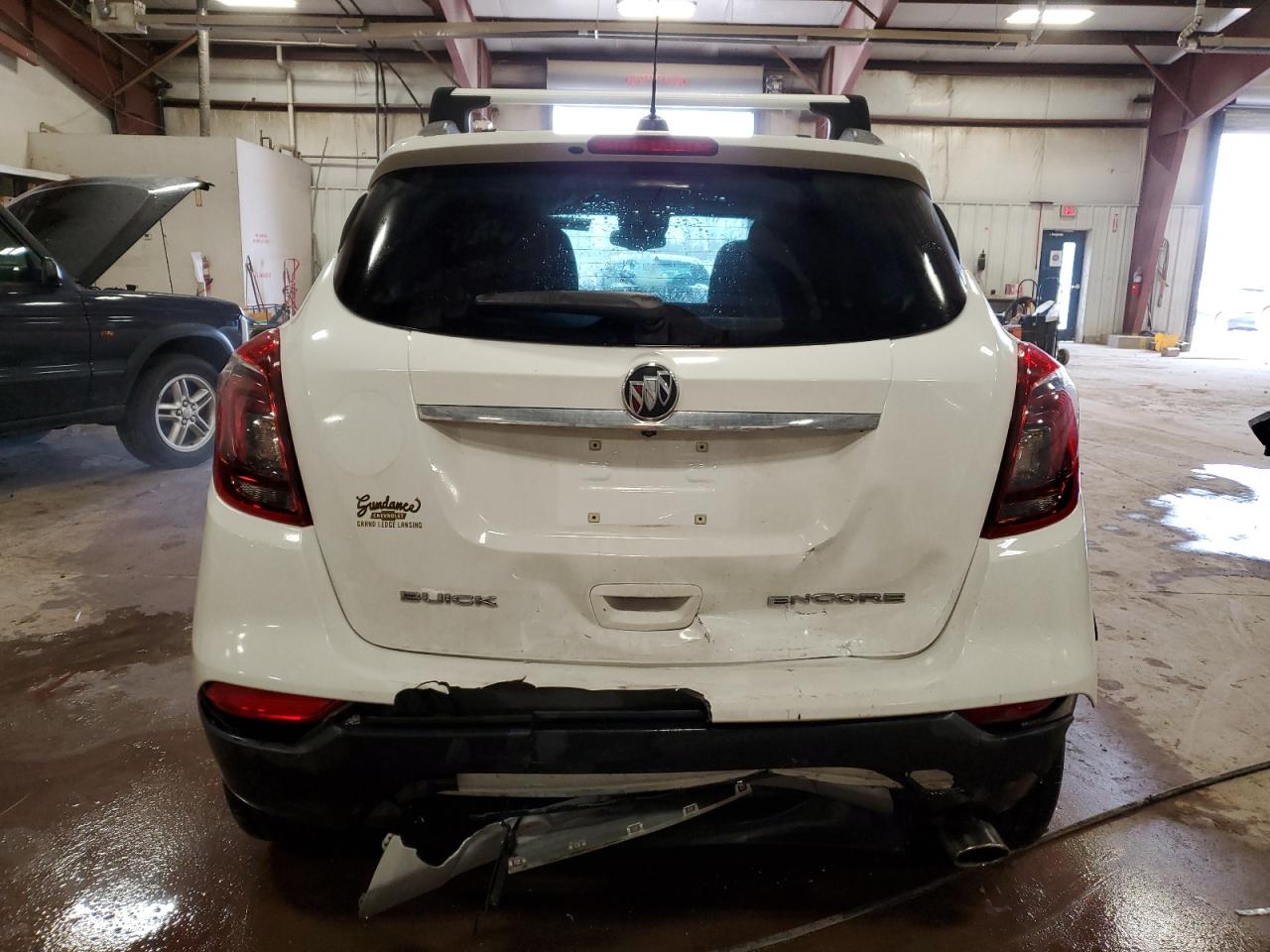 Photo 5 VIN: KL4CJASB4HB010751 - BUICK ENCORE PRE 