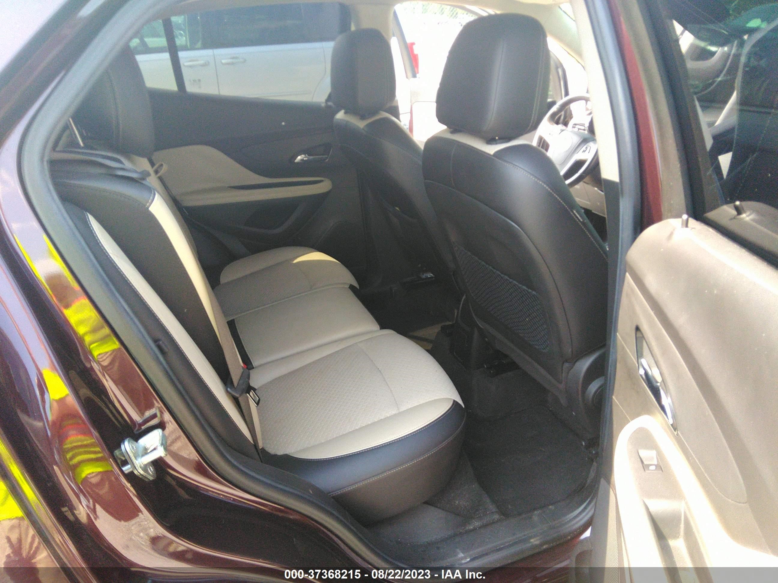 Photo 7 VIN: KL4CJASB4HB067029 - BUICK ENCORE 