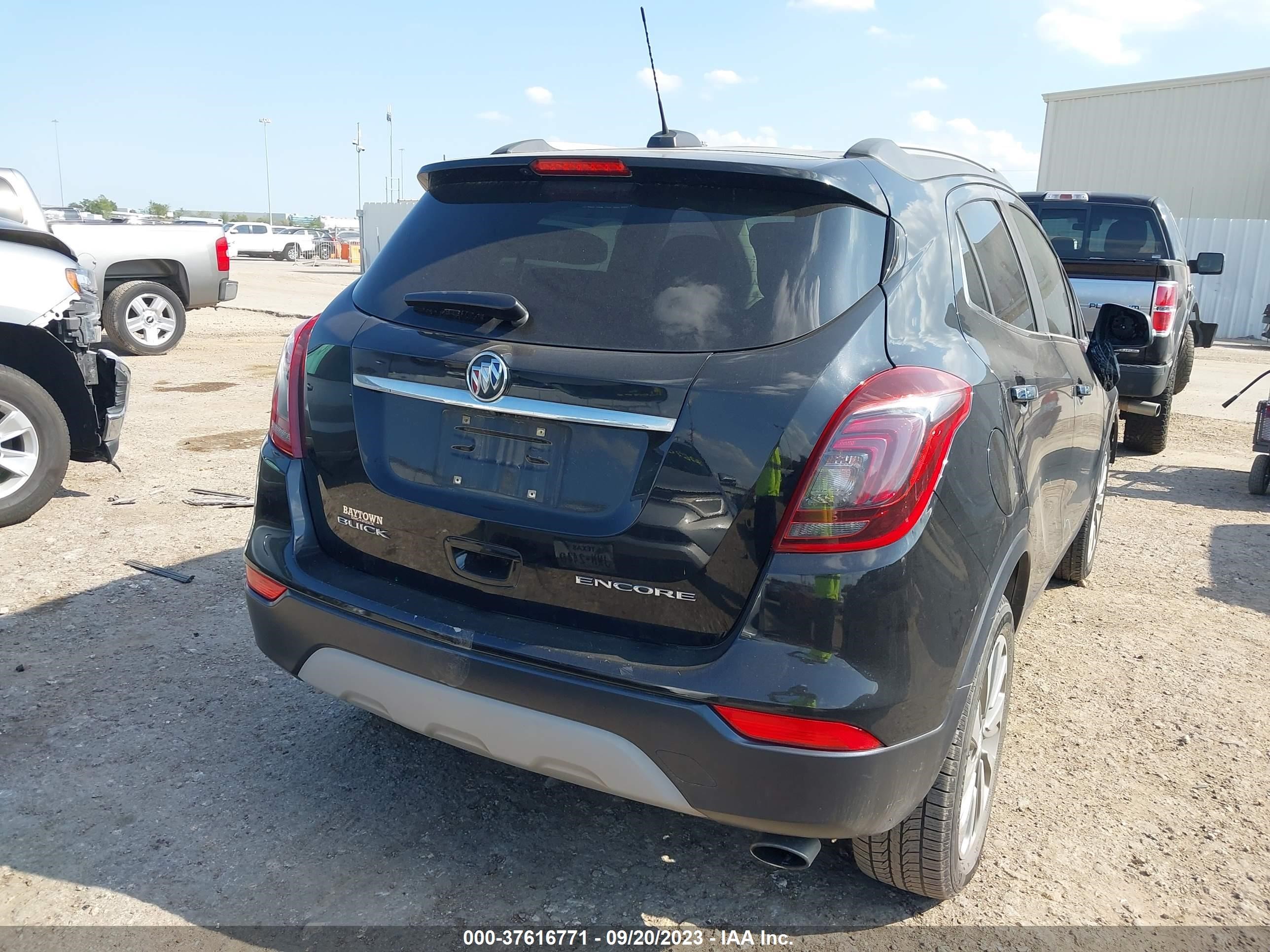 Photo 16 VIN: KL4CJASB4JB512357 - BUICK ENCORE 